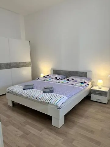 Luna Core Διαμέρισμα Πούλα