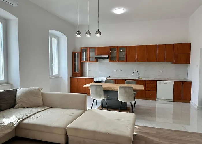 Luna Core Διαμέρισμα